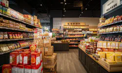 Featured image of post 零食店、萨莉亚、自助餐与柠檬茶